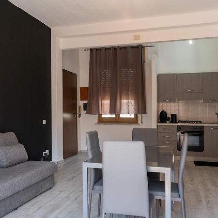 Monfalcone City Room Rental Apartment Cagliari Bagian luar foto